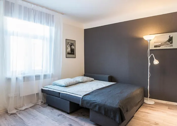 Jelgavas 52 Old Town 5 Min 4 Free Parking Self Check In Out Apartment