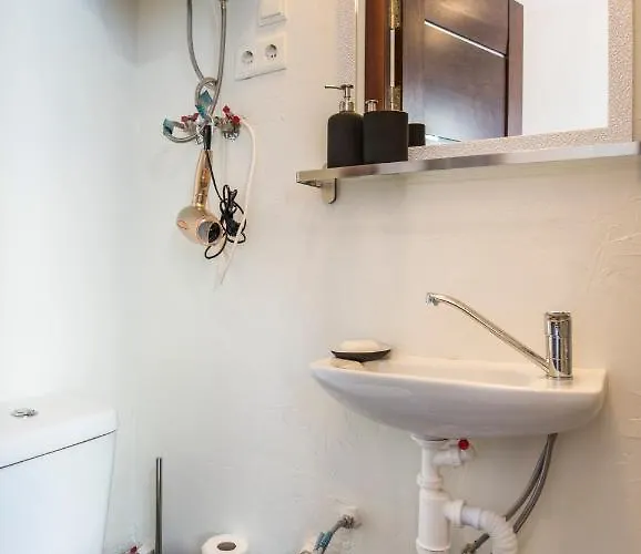 Апартаменты Jelgavas 52 Old Town 5 Min 4 Free Parking Self Check In Out Рига